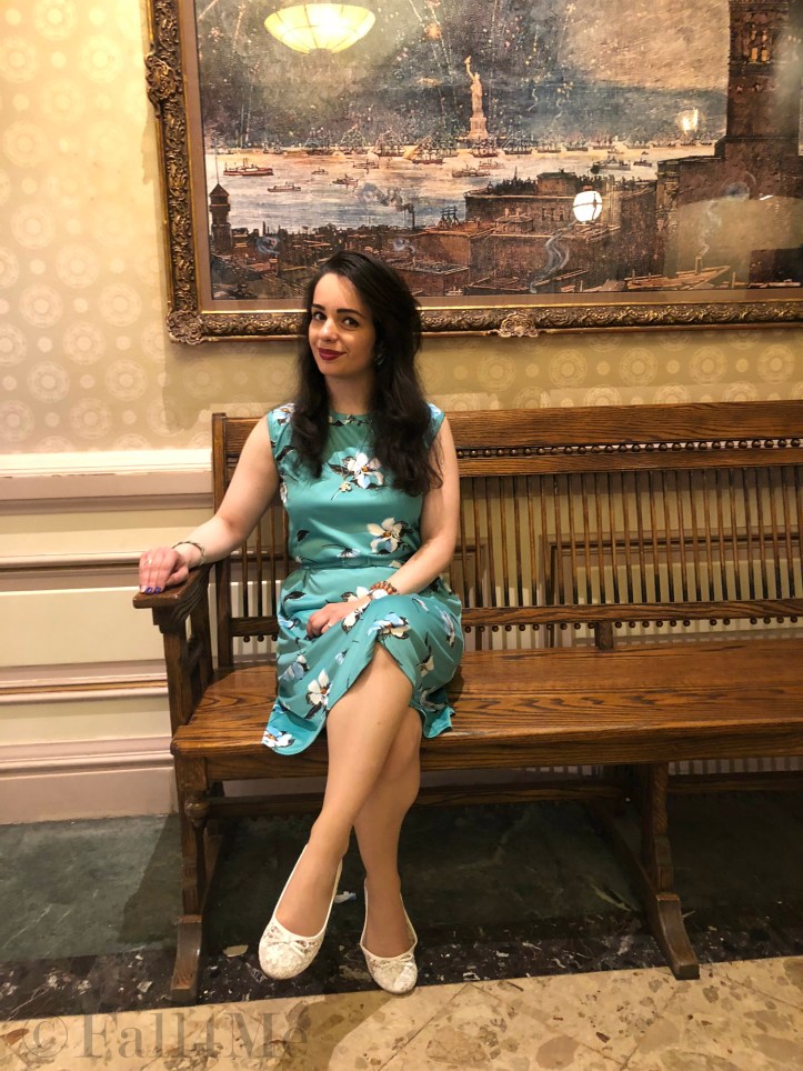 August trend by Fall4Me mint green and cherry magenta