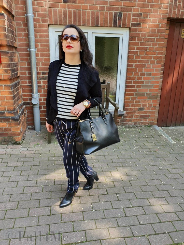 Stripes classy styled for a city chic
