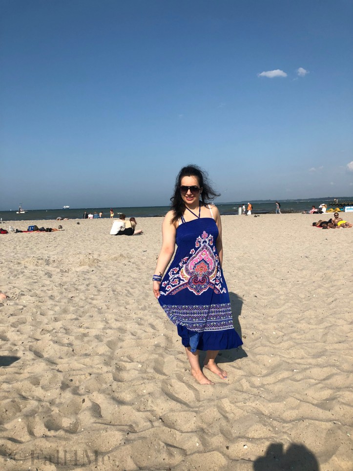 The oriental pattern awaken summer feelings.