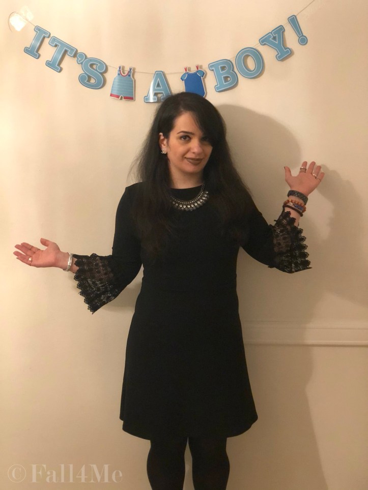The Christmas outfit for 2019: The LBD with metallic accents