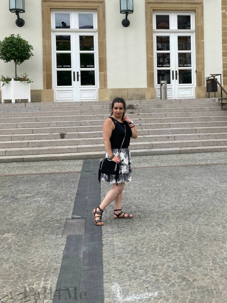 Ethno pattern combined with fringes and black.