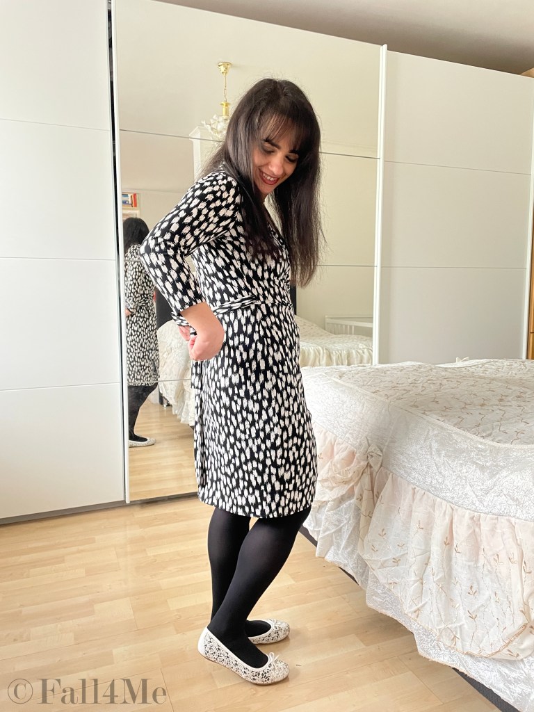 A dress that unites two trends in one combined in black and white.