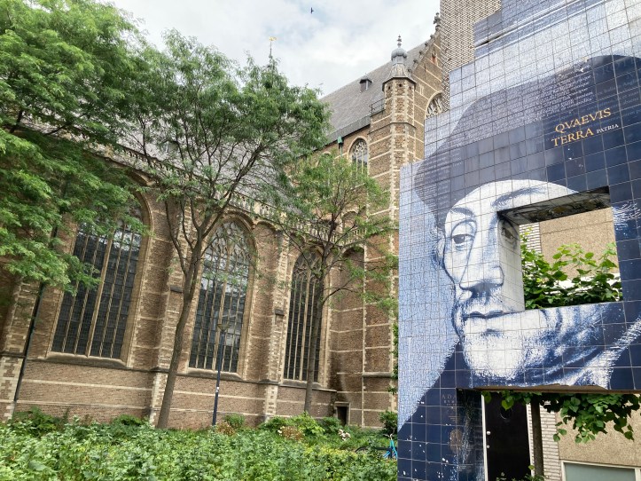 The Erasmus monument close to the St. Lawrence church.