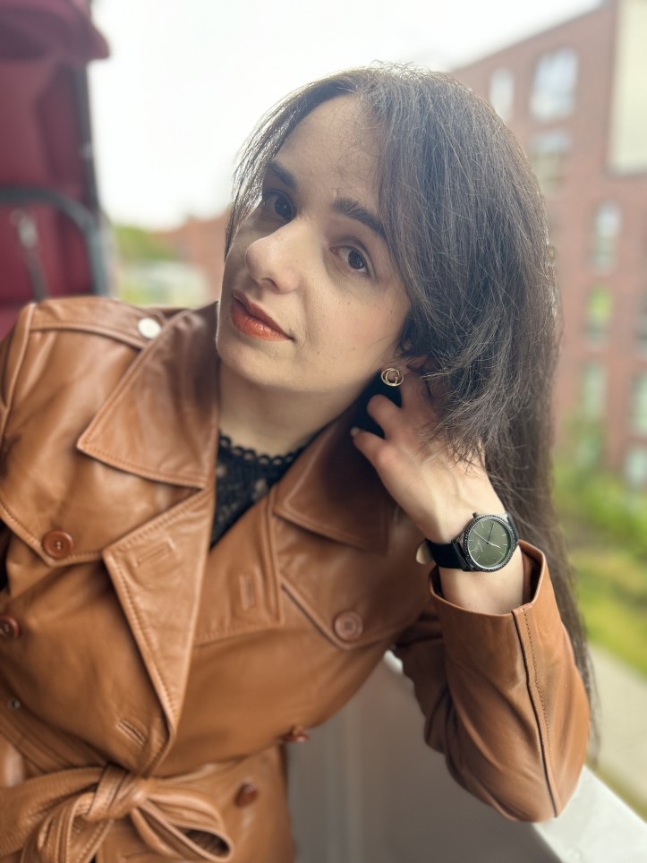 The trend-jacket of the season: the leather-coat.