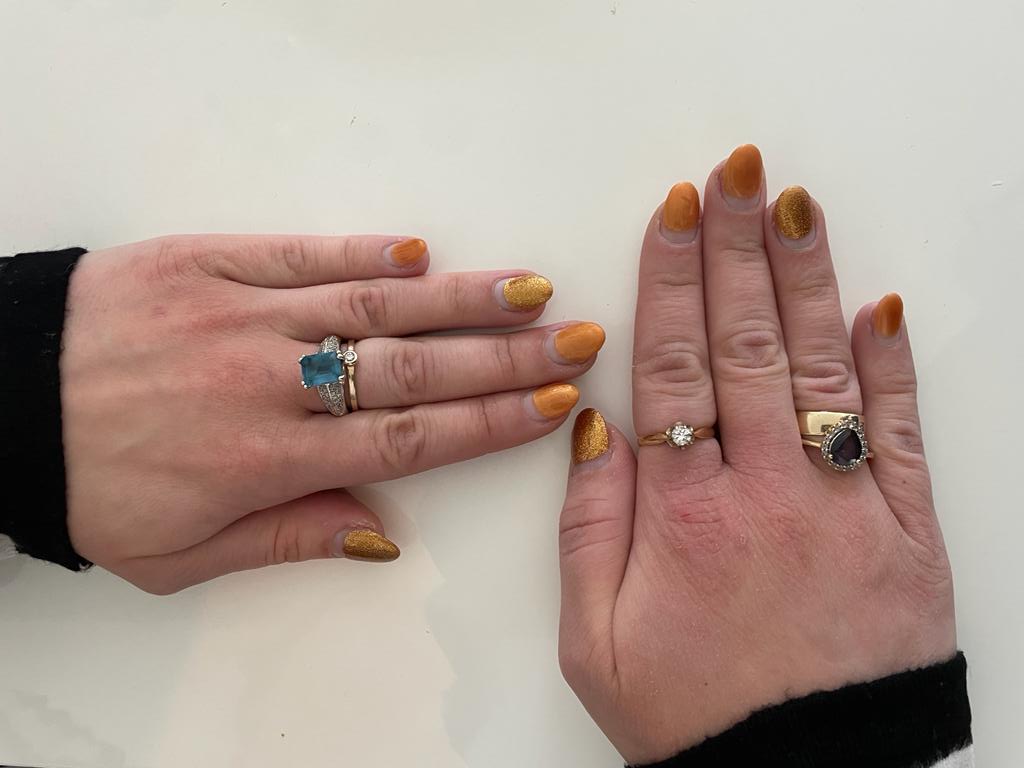 Easter nails in shades of bronze and gold.